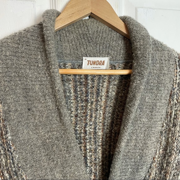 Wool TUNDRA Cardigan - Picture 3 of 7